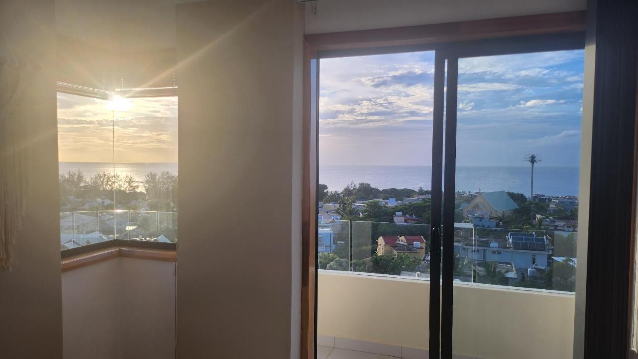 Seaview Luxury Appartment Flic en Flac Экстерьер фото