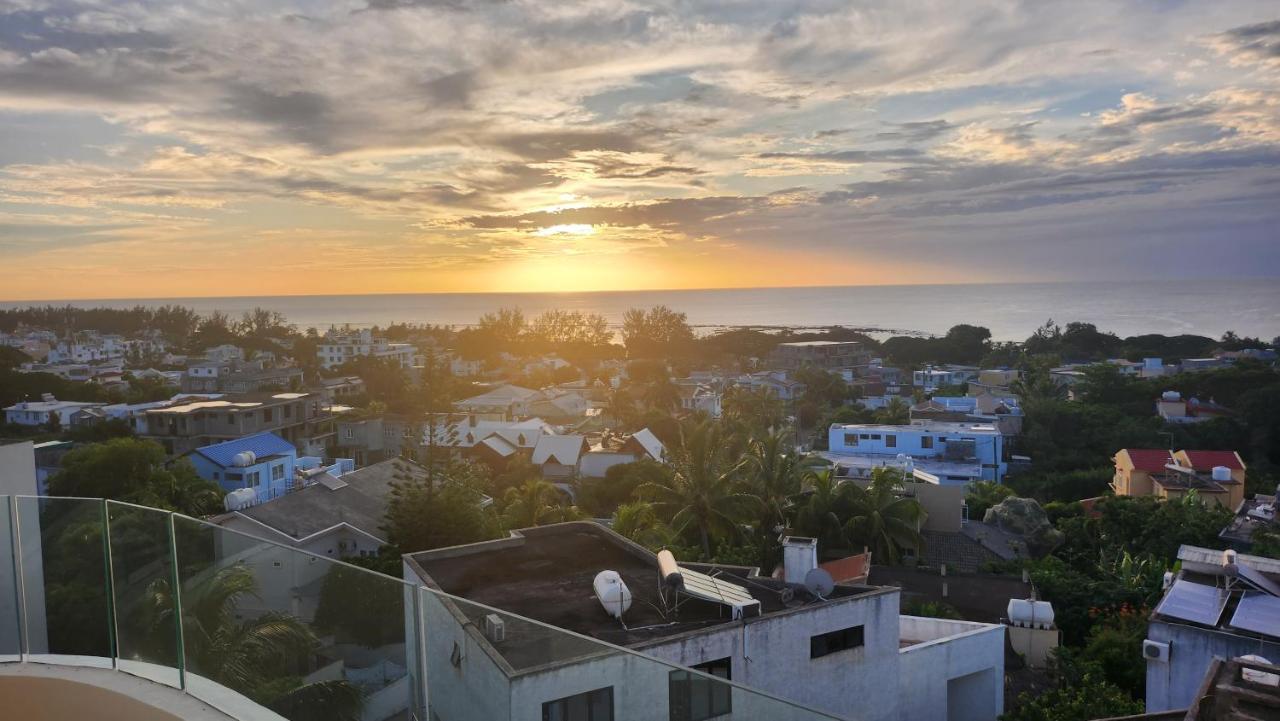 Seaview Luxury Appartment Flic en Flac Экстерьер фото